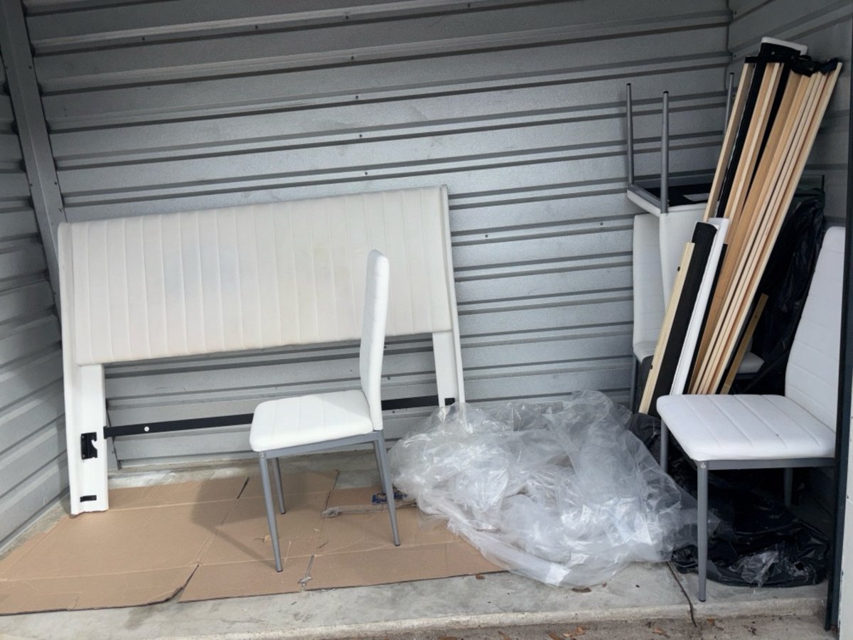 10 x 5 storage unit in Sanford, FL