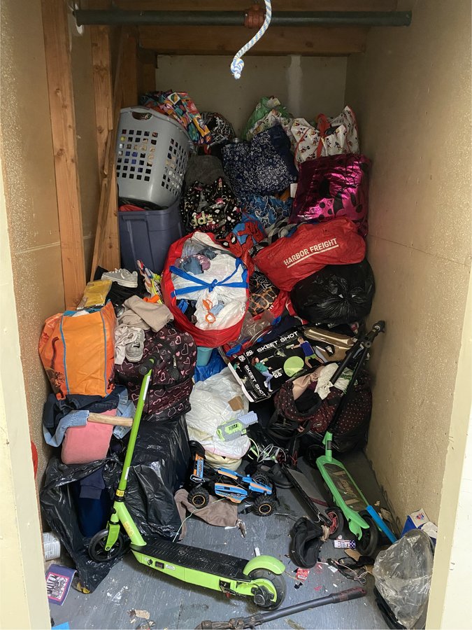 5 x 10 storage unit in Oceanside, CA