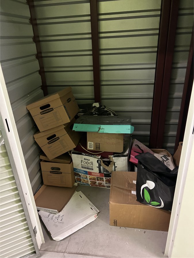 5 x 5 storage unit in Orange, CA