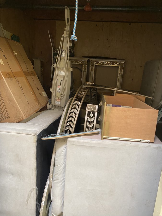 10 x 10 storage unit in Oceanside, CA