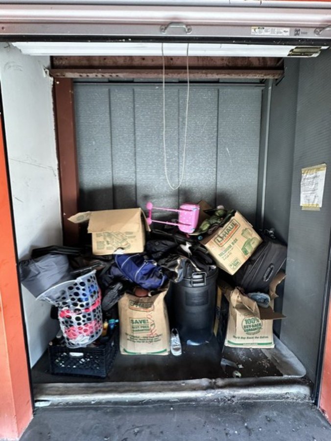4 x 8 storage unit in Redondo Beach, CA