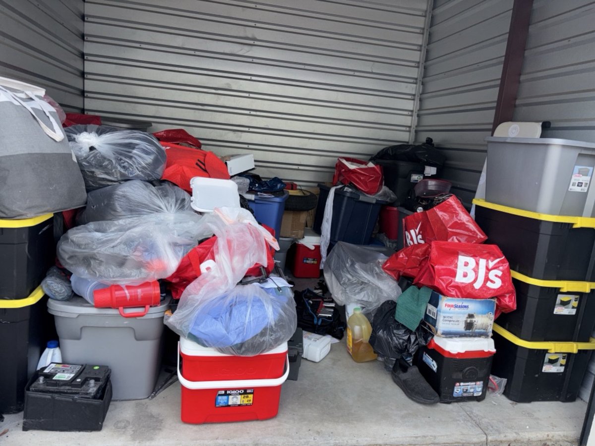 10 x 10 storage unit in Sanford, FL