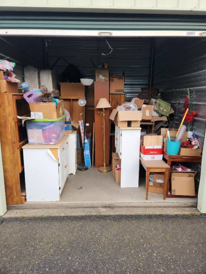10 x 10 storage unit in Spokane, WA