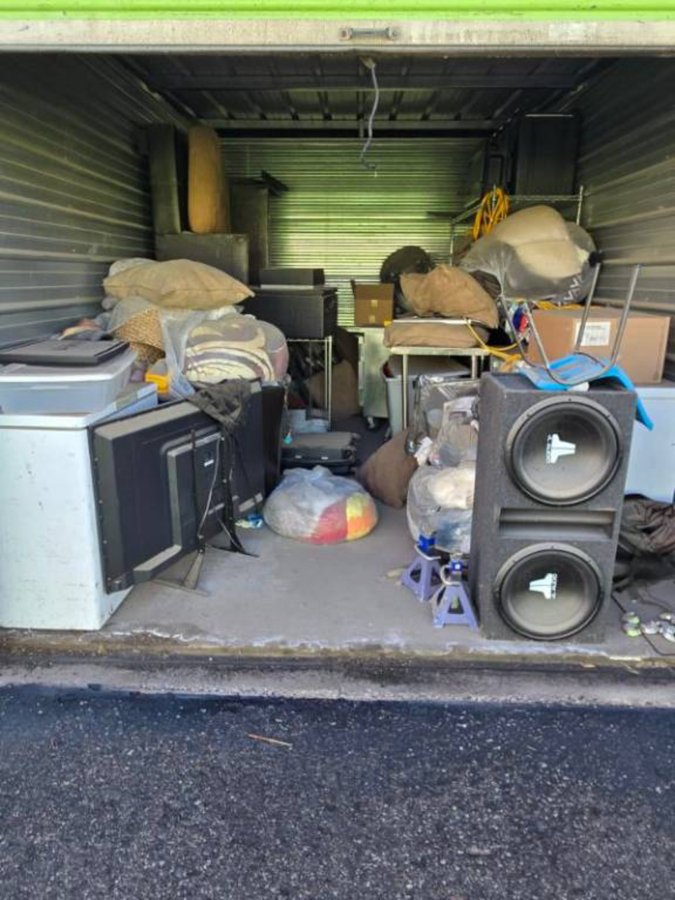 10 x 15 storage unit in Henderson, NV