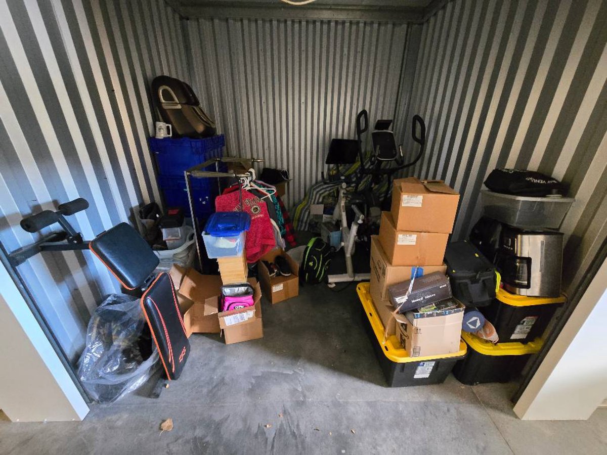 10 x 10 storage unit in Herriman, UT