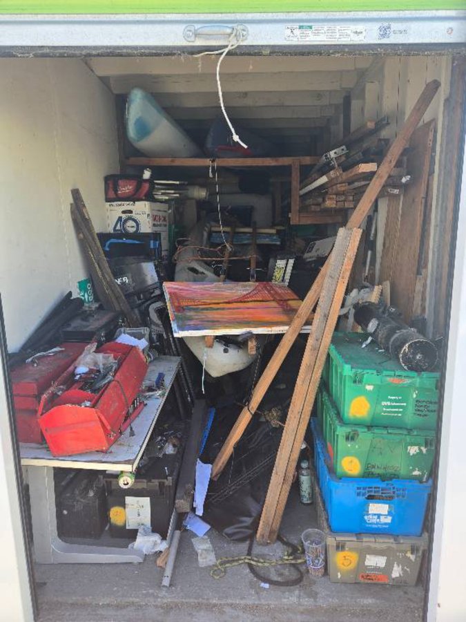 7 x 15 storage unit in Alameda, CA