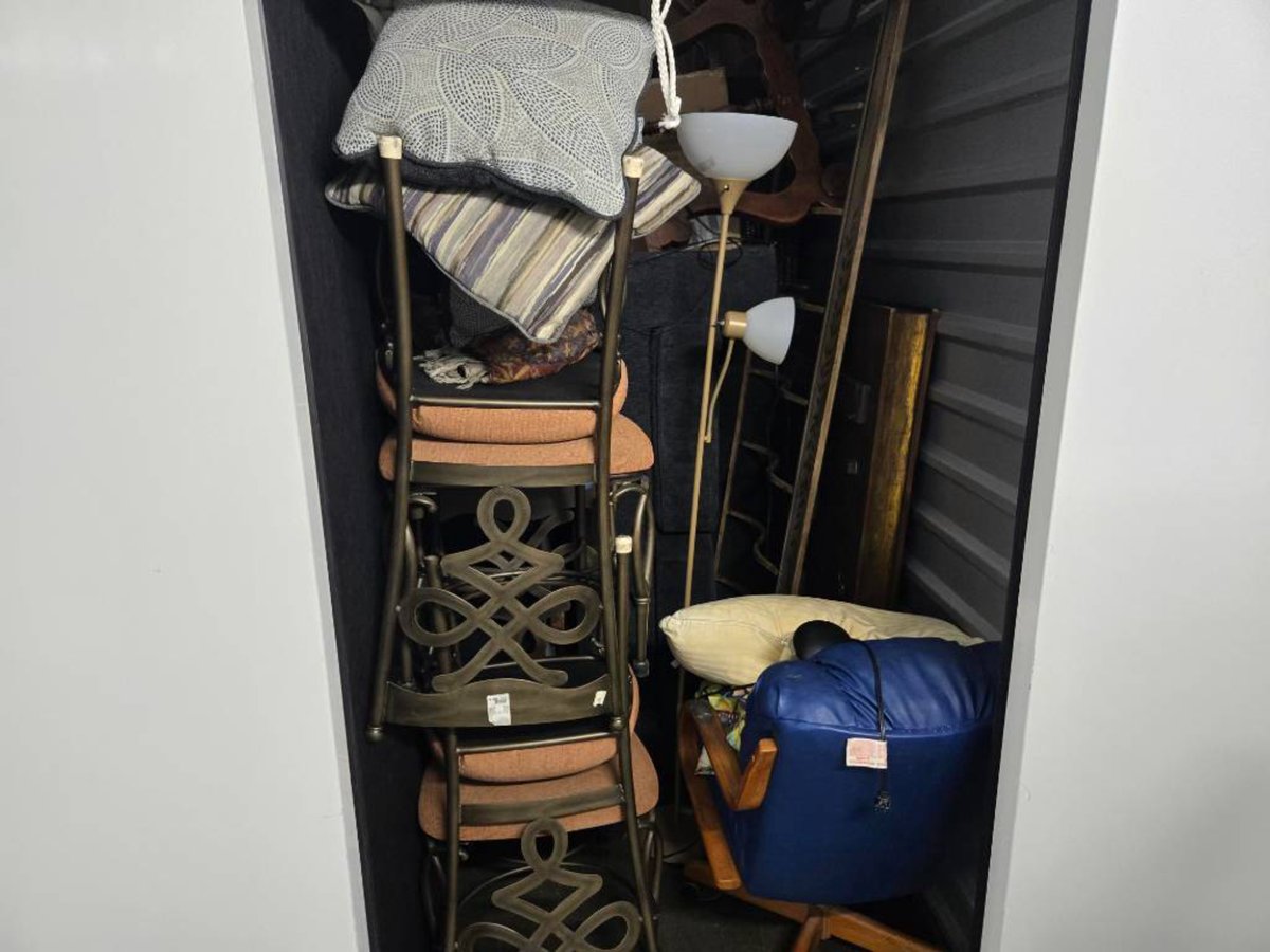 5 x 10 storage unit in Las Vegas, NV