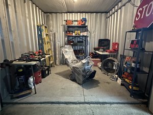 10 x 10 unit in Indianapolis