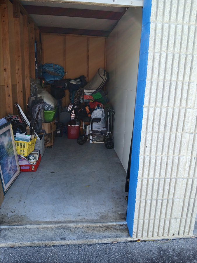 6 x 15 storage unit in Linden, NC