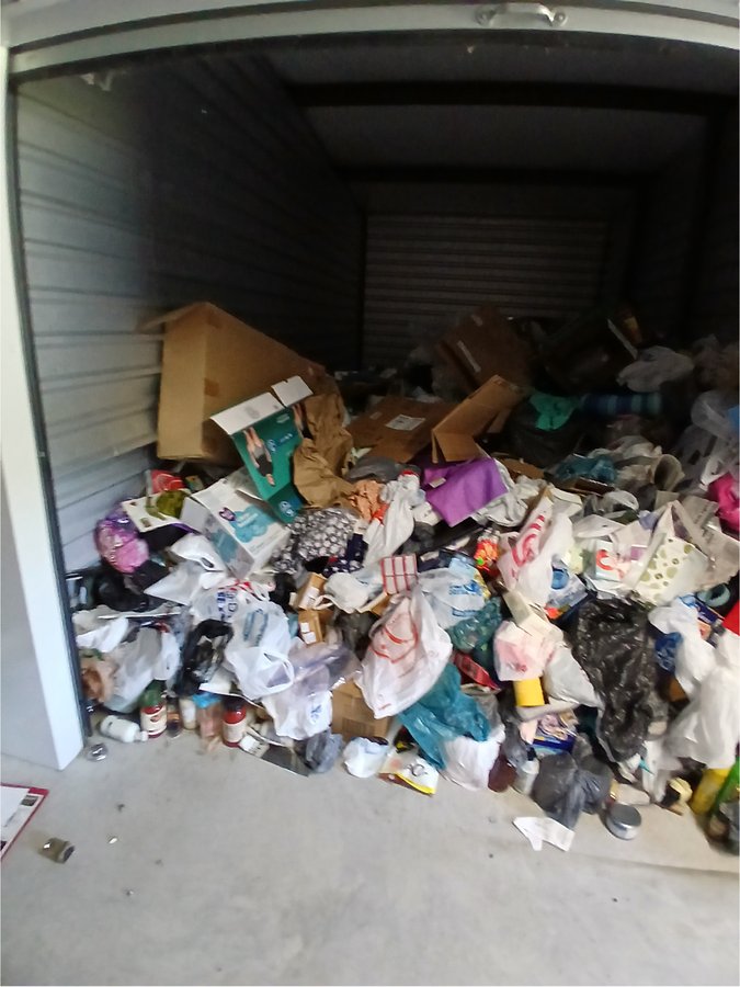 10 x 20 storage unit in Linden, NC