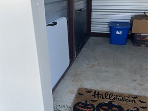 5 x 10 storage unit in Danielsville, GA