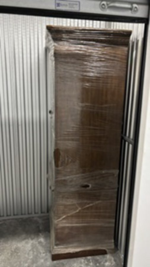 10 x 5 storage unit in Lutz, FL