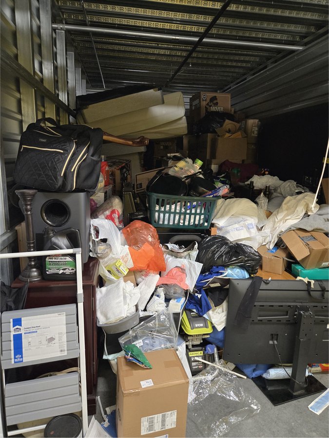 10 x 20 storage unit in Charlotte, NC