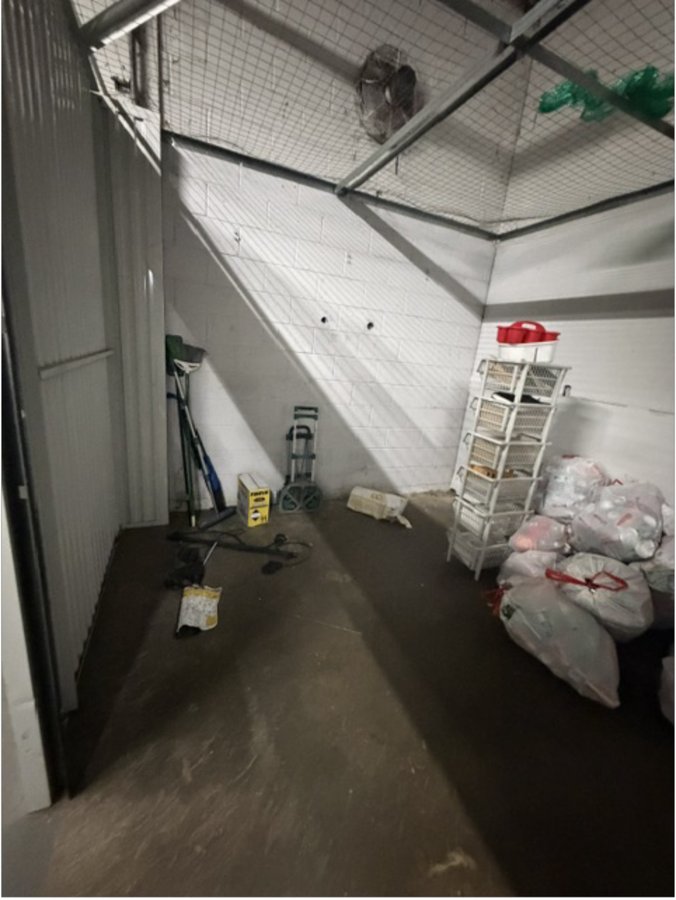 10 x 15 storage unit in Lawrence, MA