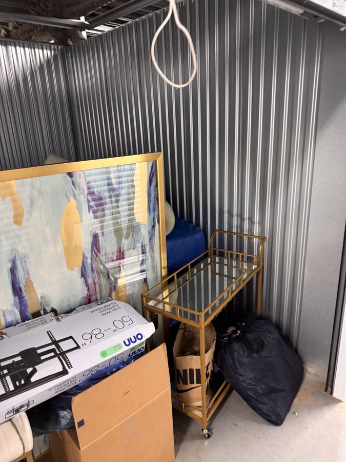 10 x 10 storage unit in Charlotte, NC