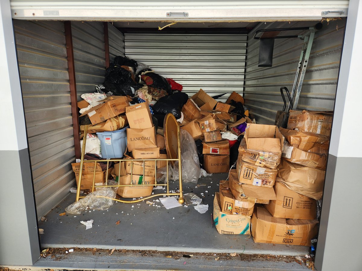 10 x 15 storage unit in Riverhead, NY