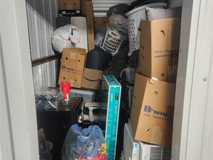 5 x 10 unit in Milford